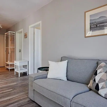 Daire Corner In The Center - 2bd Burgaz