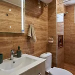 Corner In The Center - 2bd