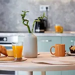 Corner In The Center - 2bd Апартаменты *