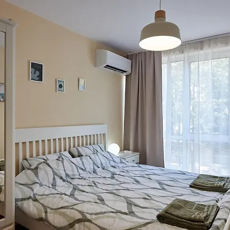 Апартаменты Corner In The Center - 2bd