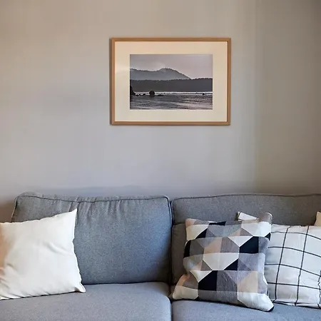 Corner In The Center - 2bd Апартаменты *