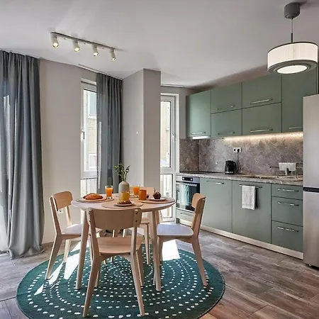 Corner In The Center - 2bd