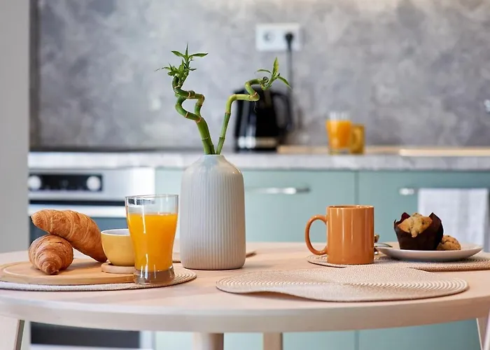 Corner In The Center - 2bd Apartman *